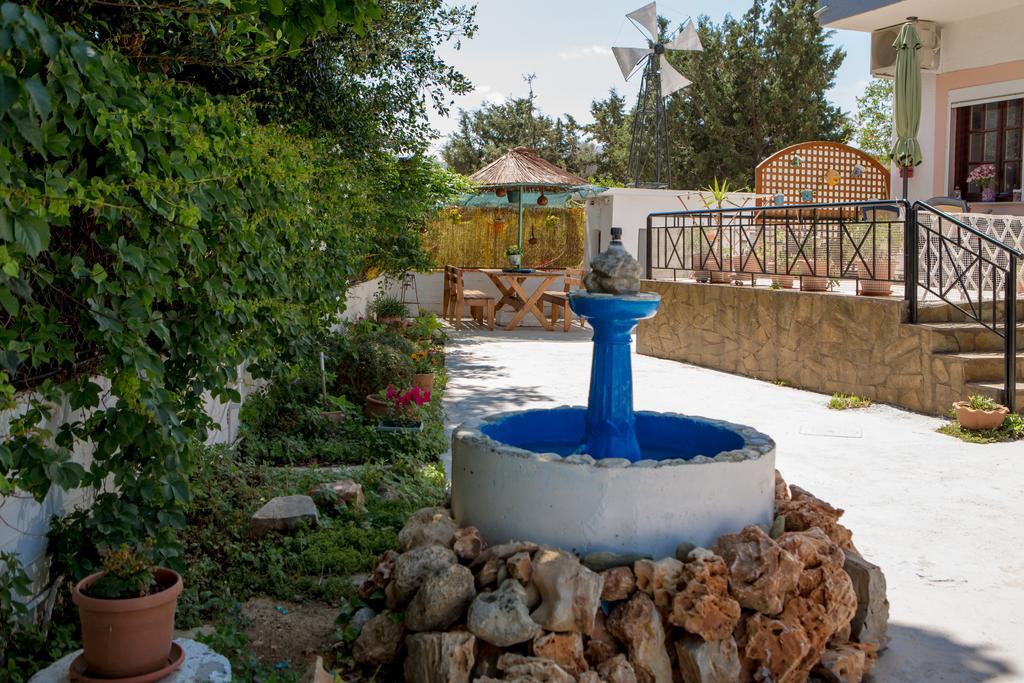 Evita Bay Agia Pelagia Heraklion Exterior foto