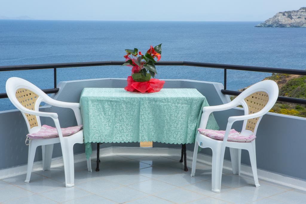 Evita Bay Agia Pelagia Heraklion Exterior foto